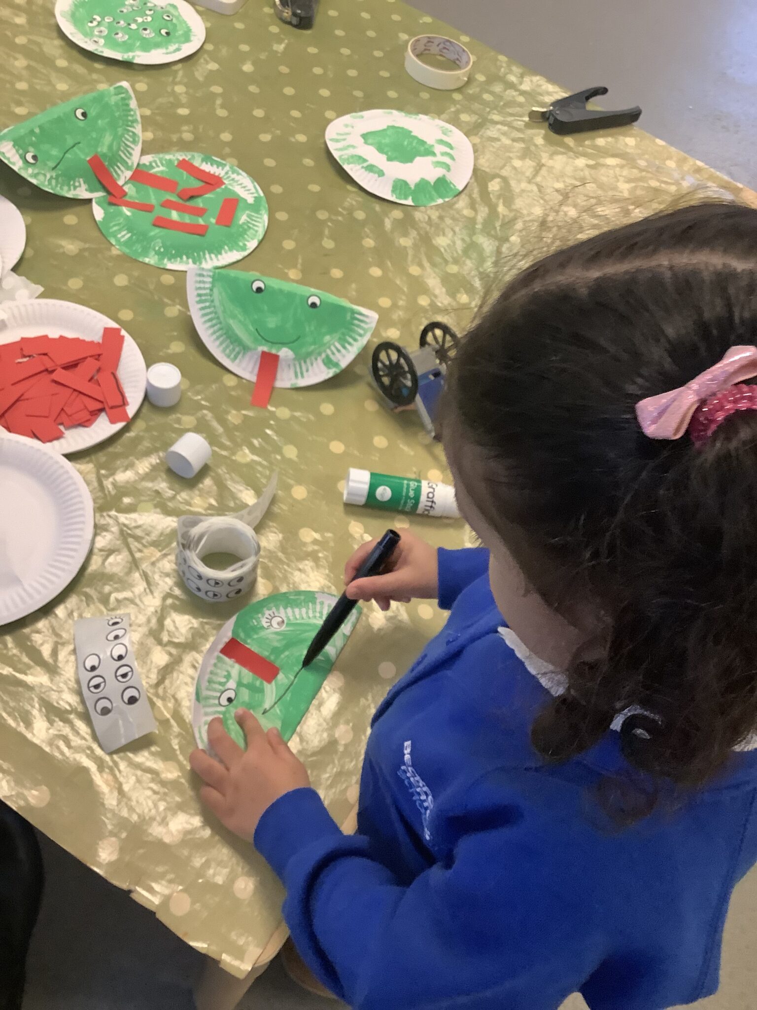 Details details beckfoot heaton primary school and nursery